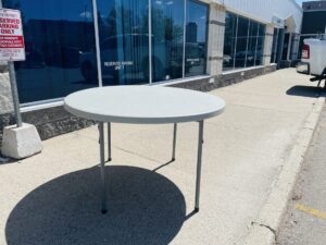 4FT ROUND TABLE