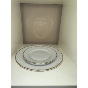 Gold Scalloped 10in and 8in Plates