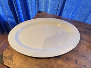 White Plastic Platter - Round
